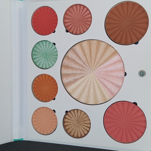 OFRA Mini Mix Good To Go Palette - Picture 5 of 6